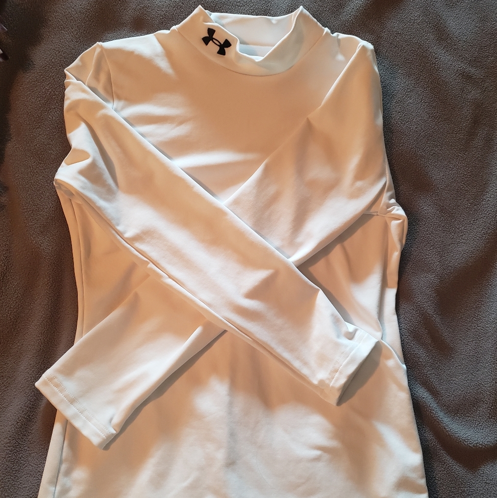 Under armor fitted long sleeve